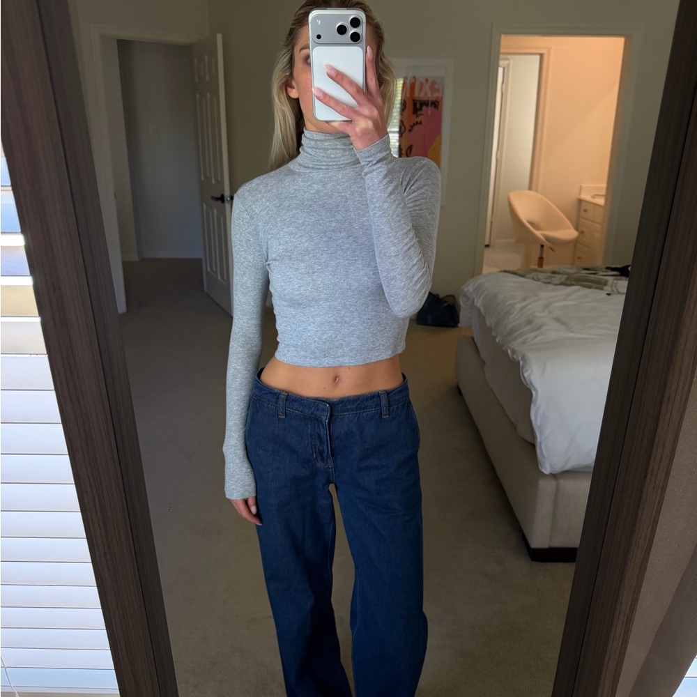 Aritzia (Sunday Best) Top